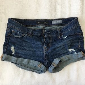 Aeropostale low waisted blue denim shorts
